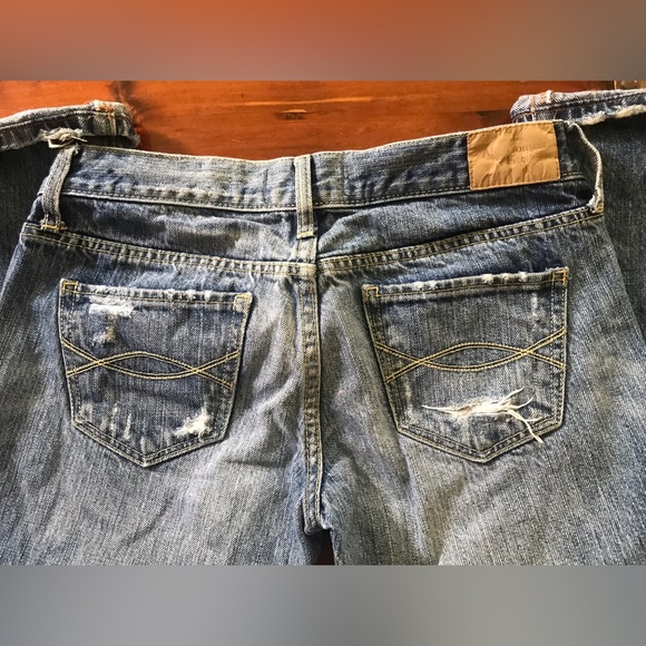 Abercrombie & Fitch womens distressed jeans size 0S - Picture 3 of 8
